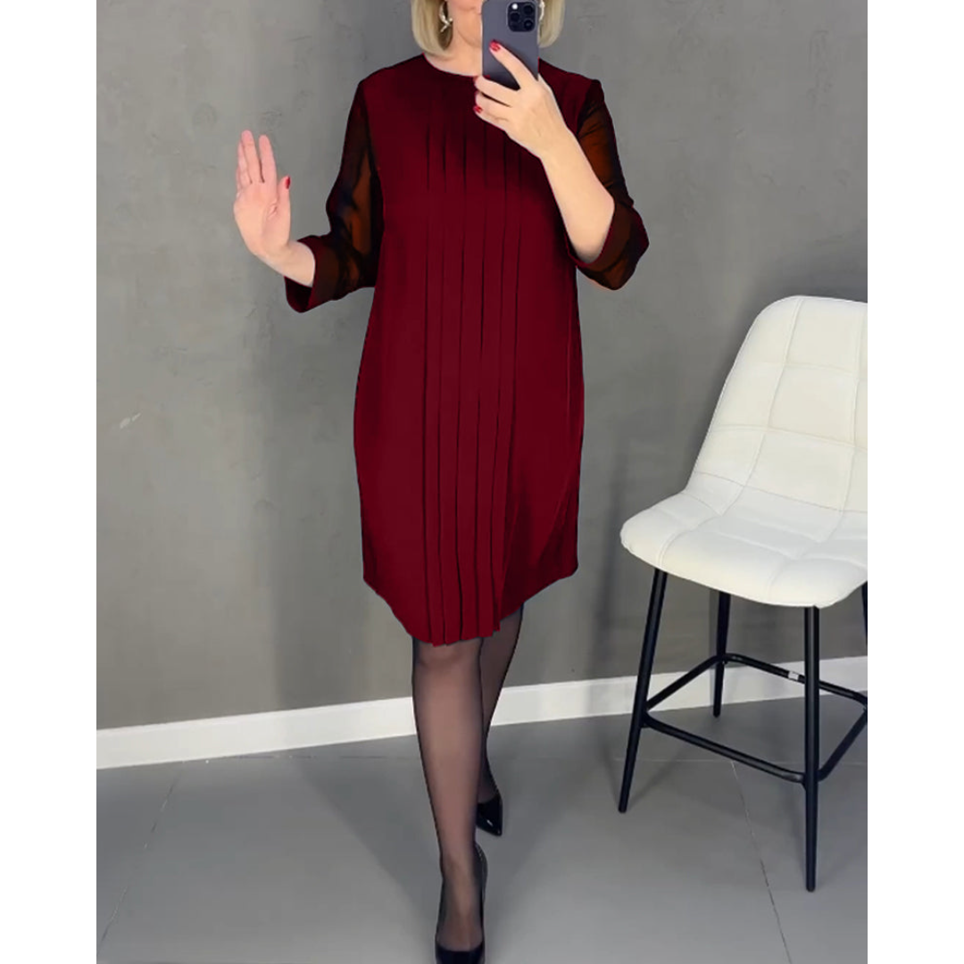 Patricia – Plissiertes Damenkleid im einfarbigen Patchwork-Mesh