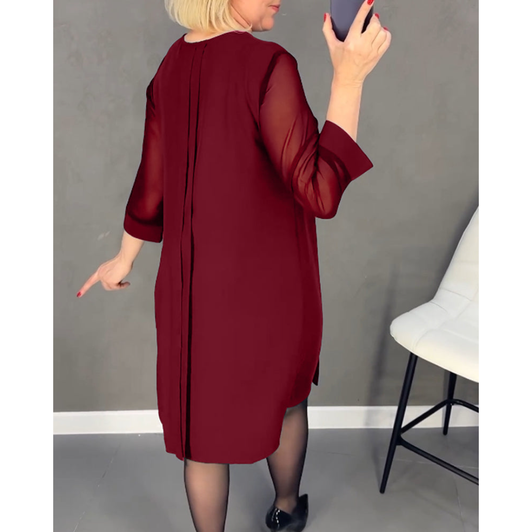 Patricia – Plissiertes Damenkleid im einfarbigen Patchwork-Mesh
