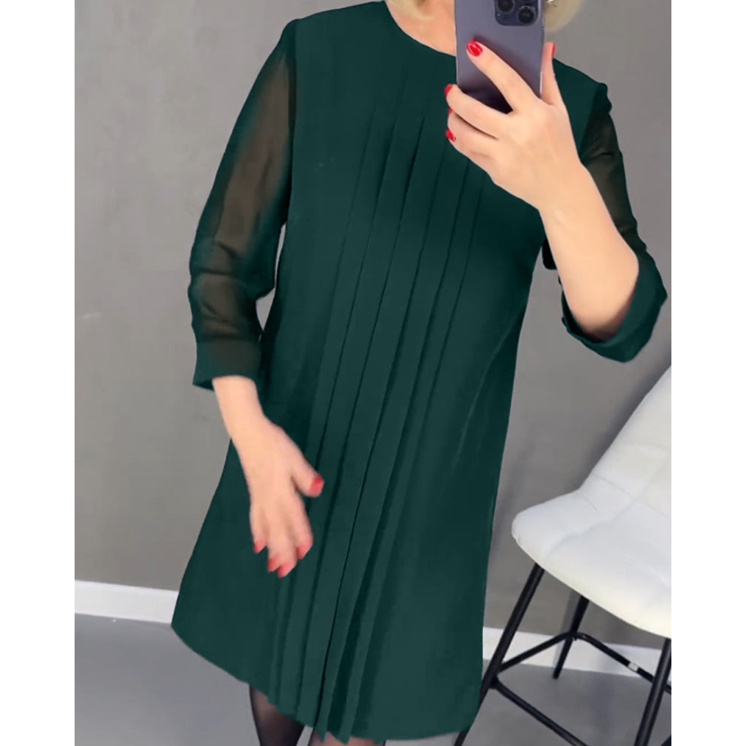 Patricia – Plissiertes Damenkleid im einfarbigen Patchwork-Mesh