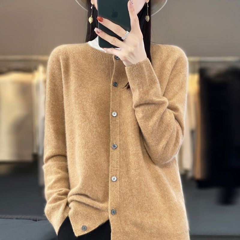 Leanne – Merinowoll-Cardigan mit Rundhalsausschnitt und langen Ärmeln