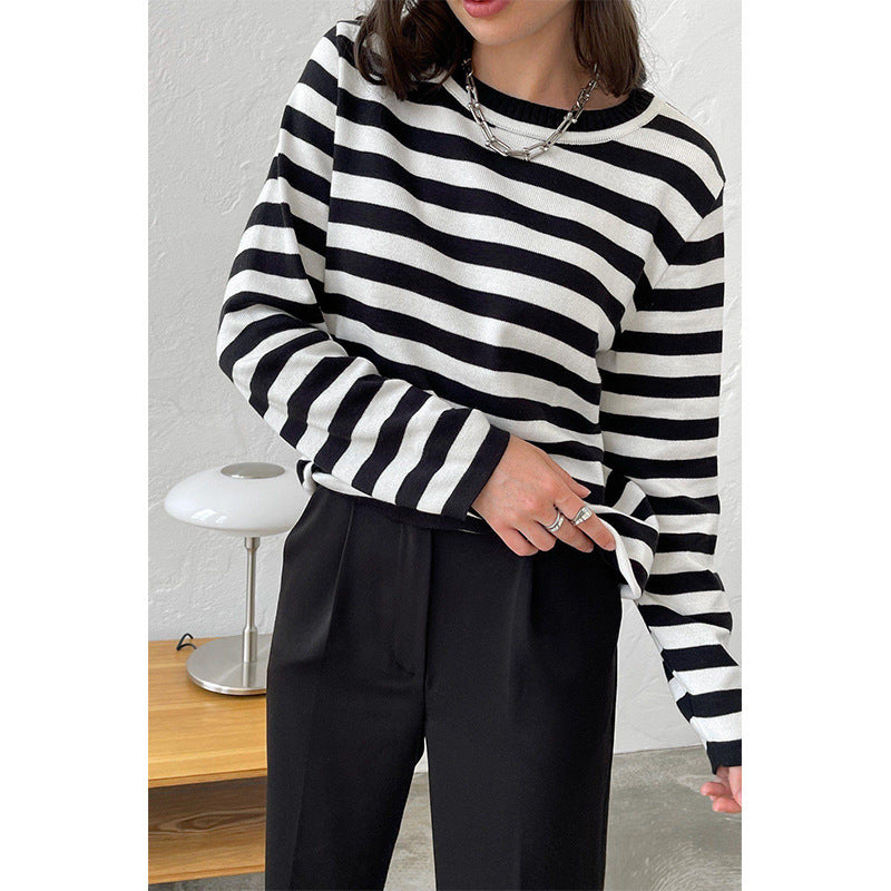 Damen Strickpullover mit Streifen – Lässiger Alltags-Sweater, zeitloser Stil, ideal für Büro & Freizeit