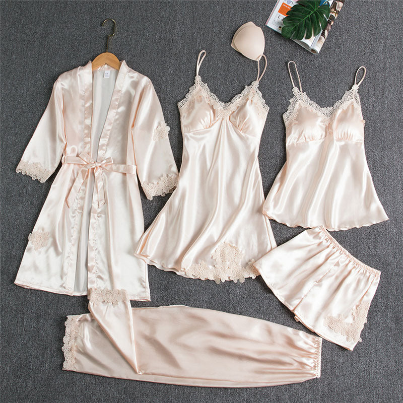 Audrey – Five-piece pajama with spaghetti straps for women