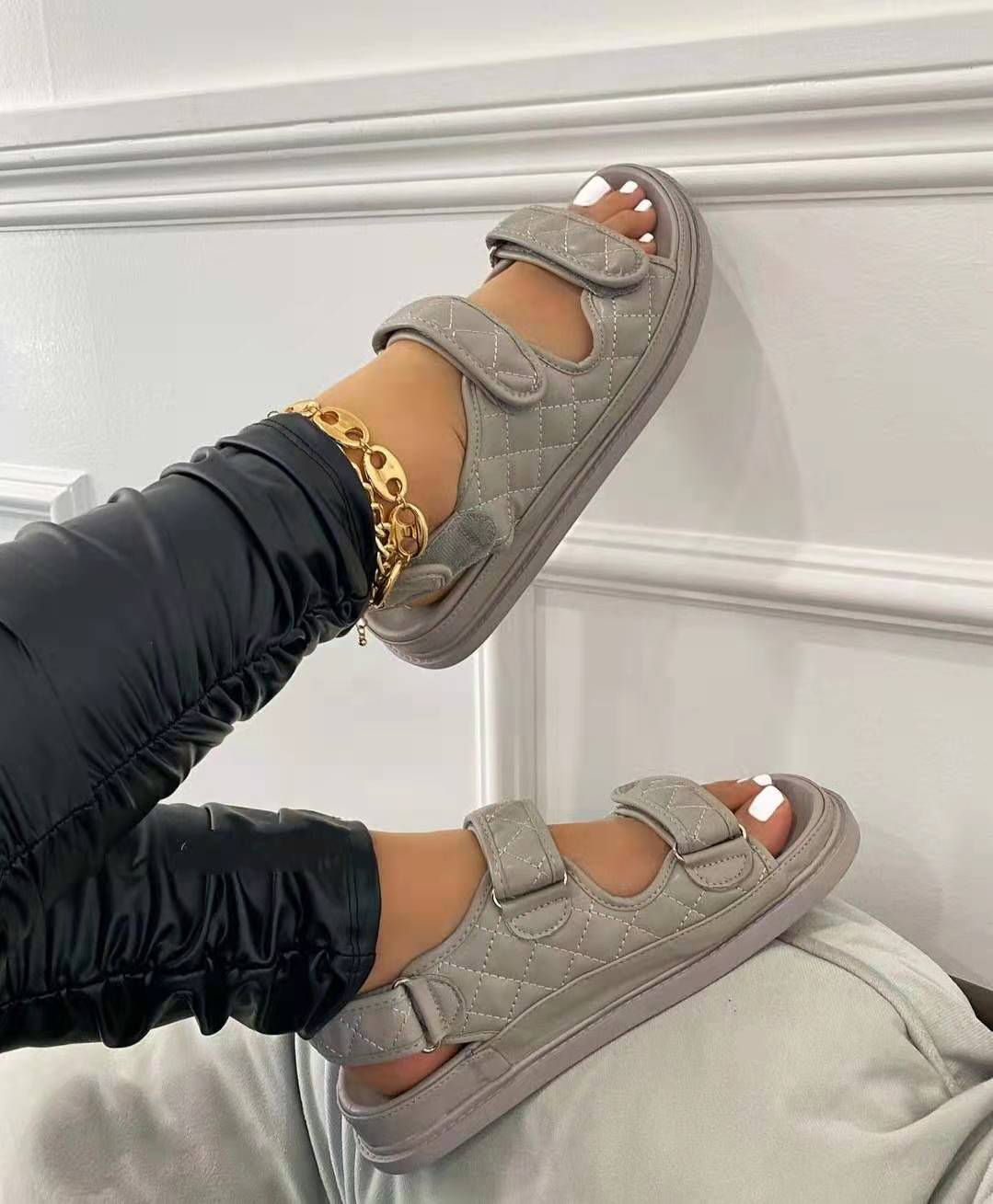 Ruby – Damen-Klettsandalen für den Strand
