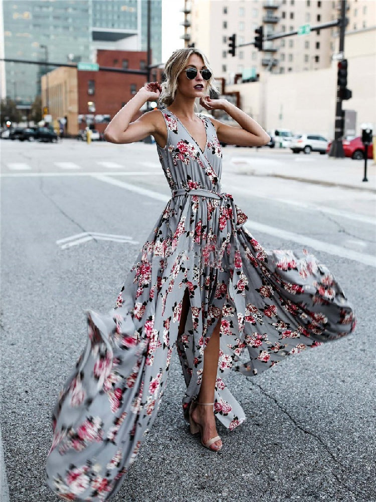 Shirley – Blumenkleid mit V-Ausschnitt und Spitze