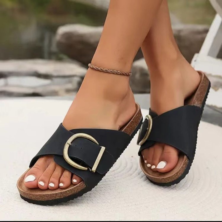 Lydia – Fashionable Platform Foam Cake Slippers for Women