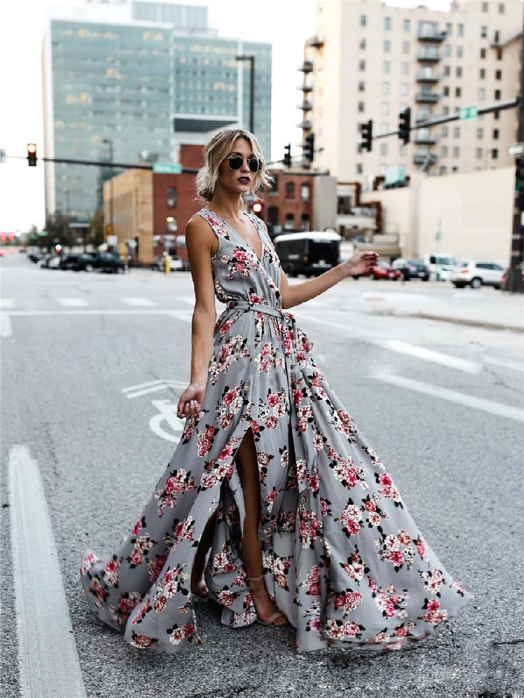 Shirley – Blumenkleid mit V-Ausschnitt und Spitze