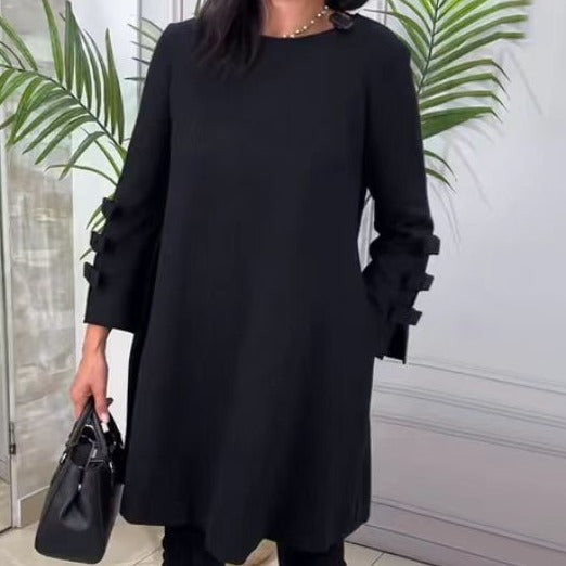 Rachael – Fashionable polyester skirt in mid-length with village colors