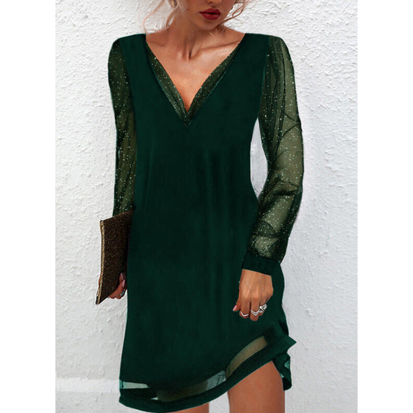 Shannon – Pullover dress with lace trim and V-neckline