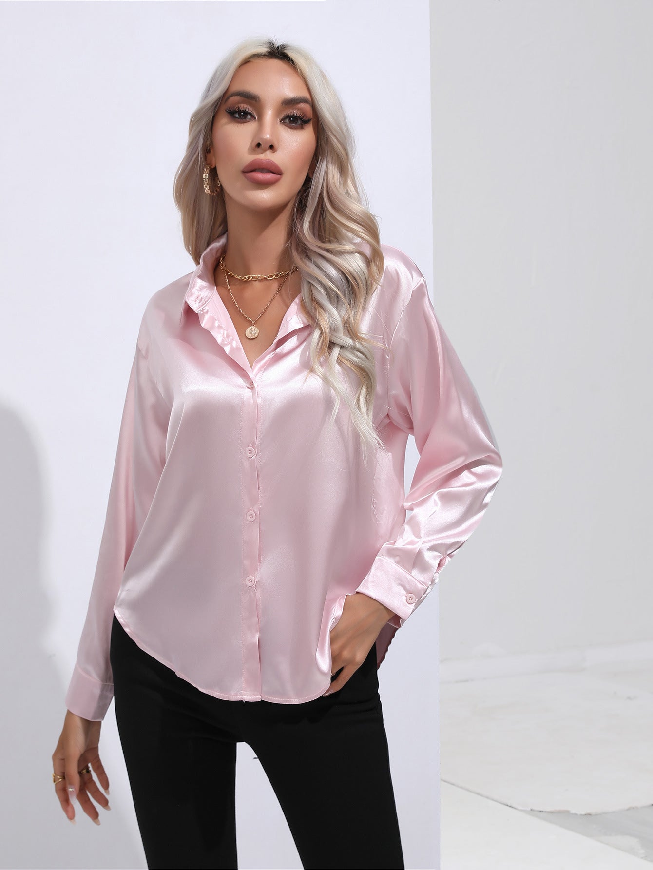 Jasmine – Satinhemd für Damen