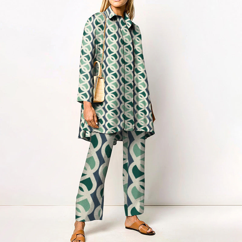 Women's two-piece set with modern geometric pattern – casual outfit for everyday and office