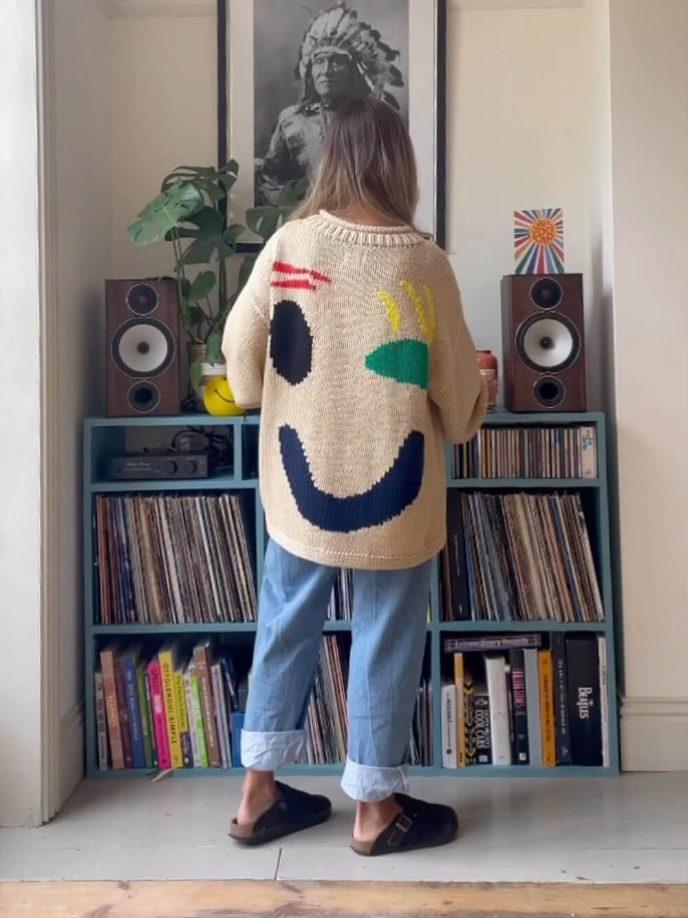 Women's sweater with playful face motif – knitted sweater in artistic style for leisure & everyday use