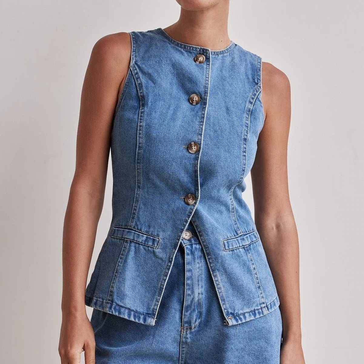Damen Zweiteiler Jeansweste und High-Waist Shorts Set – Modisches Streetwear Outfit für Freizeit & Sommer