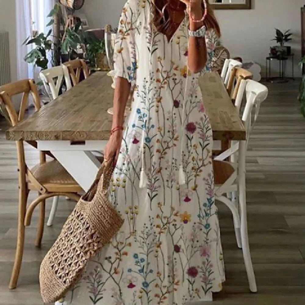 Sophia – Geblümtes Damenkleid mit mittellangen Ärmeln