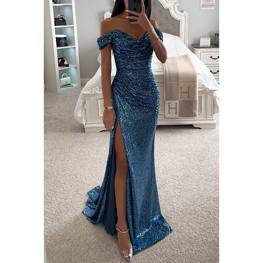 Tara – Funkelndes Off-Shoulder Kleid mit Schlitz