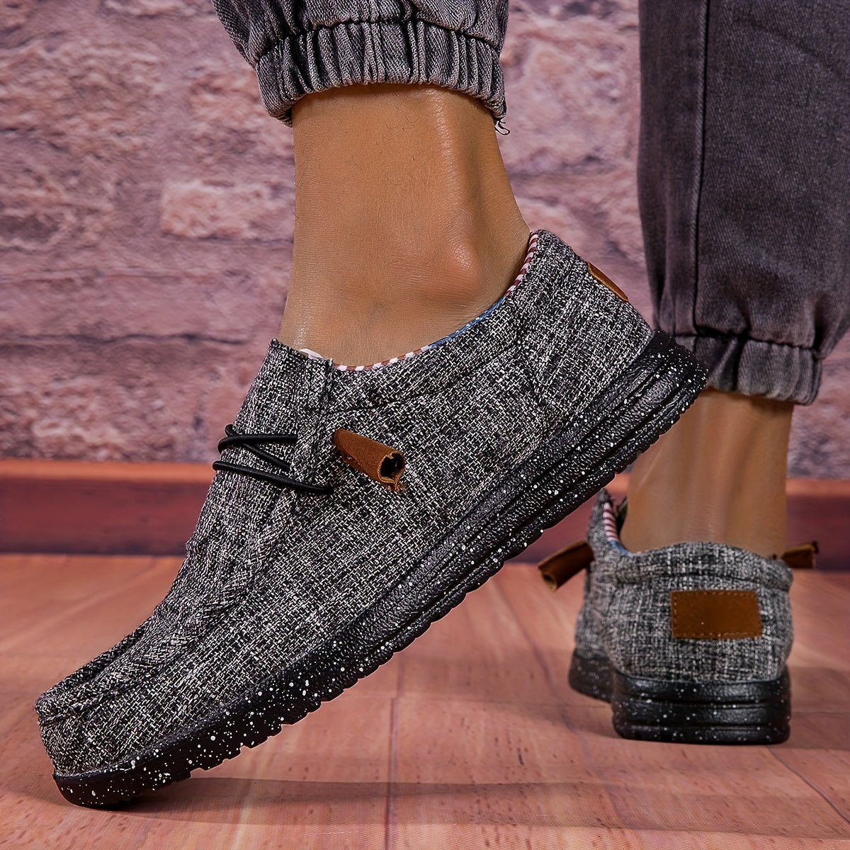 Men's casual slip-ons in modern loafer style – Comfortable slip-on shoes for everyday and leisure use