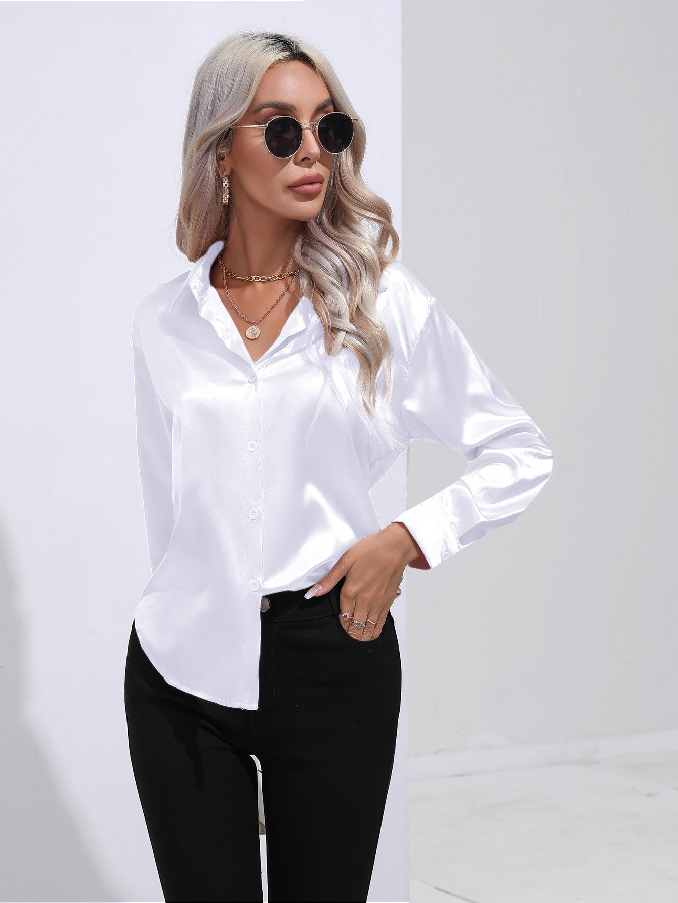 Jasmine – Satinhemd für Damen