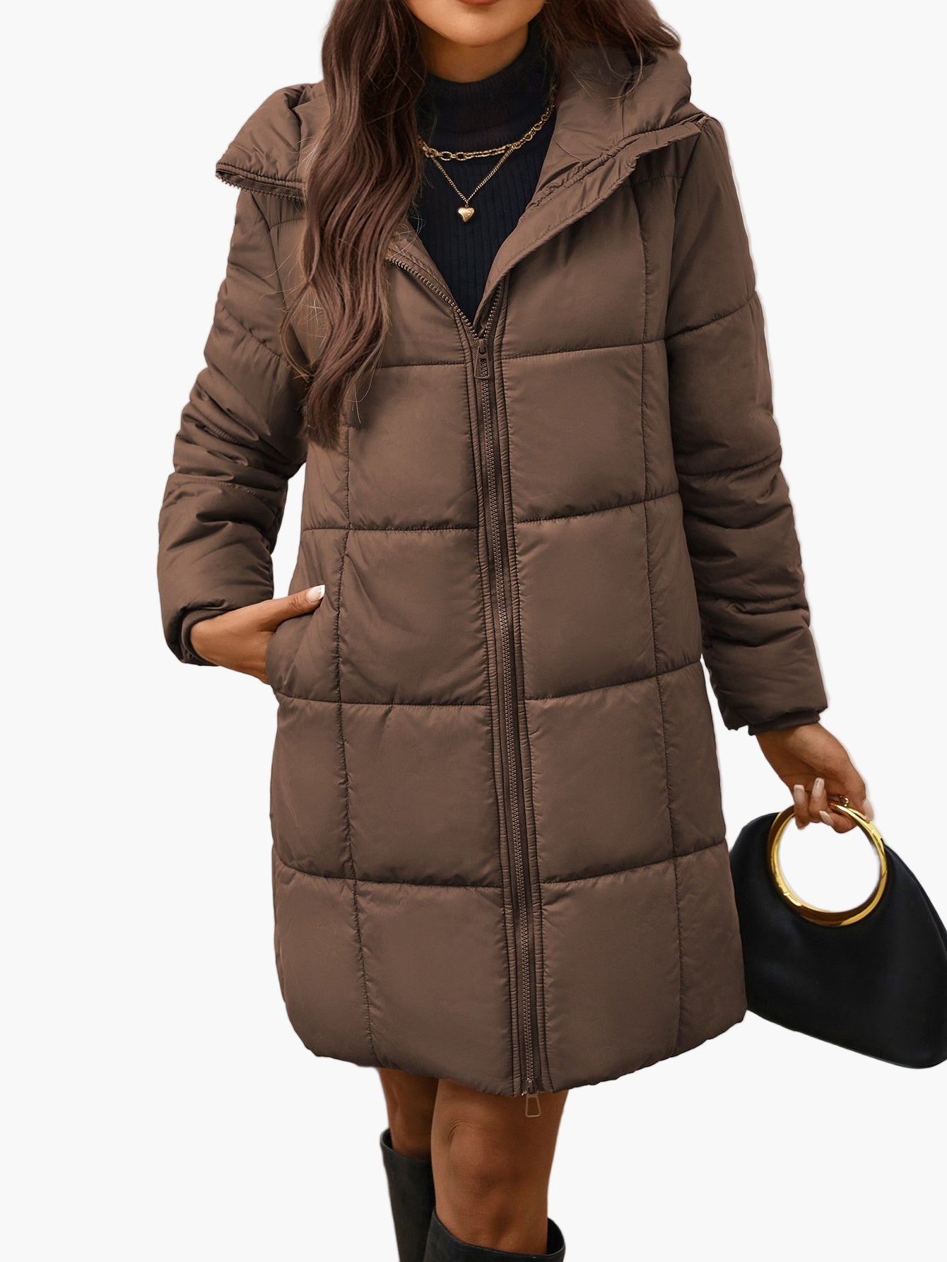 Women's winter quilted coat with hood and fashionable cut – perfect for everyday and leisure use