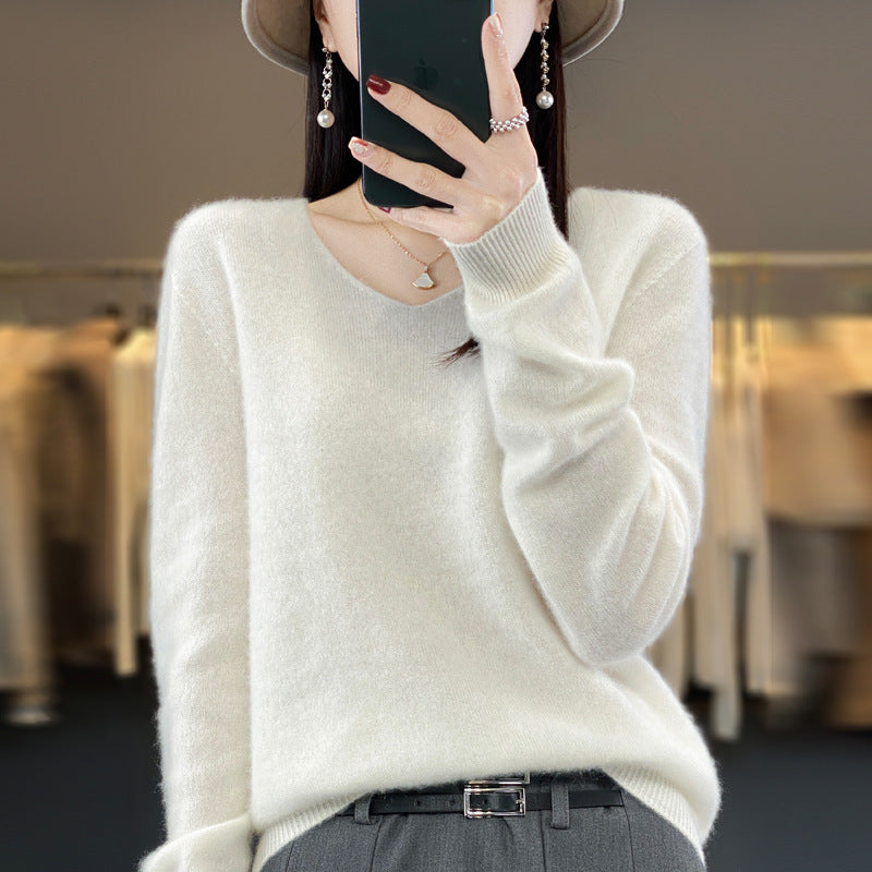 Clara – Lockere Damen-Wollpullover mit V-Ausschnitt für Herbst und Winter