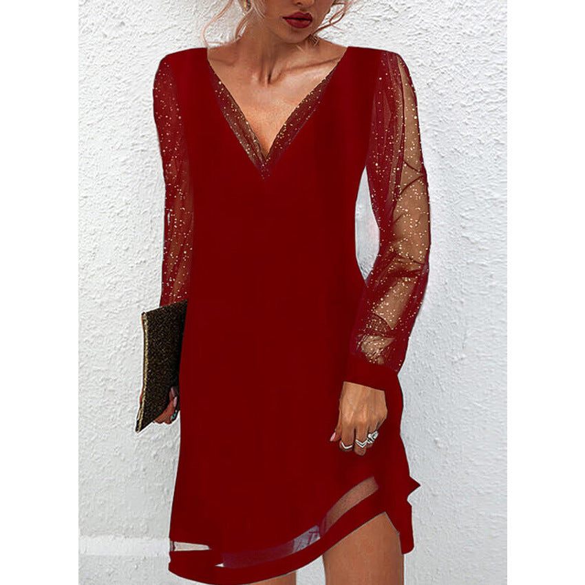 Shannon – Pullover dress with lace trim and V-neckline