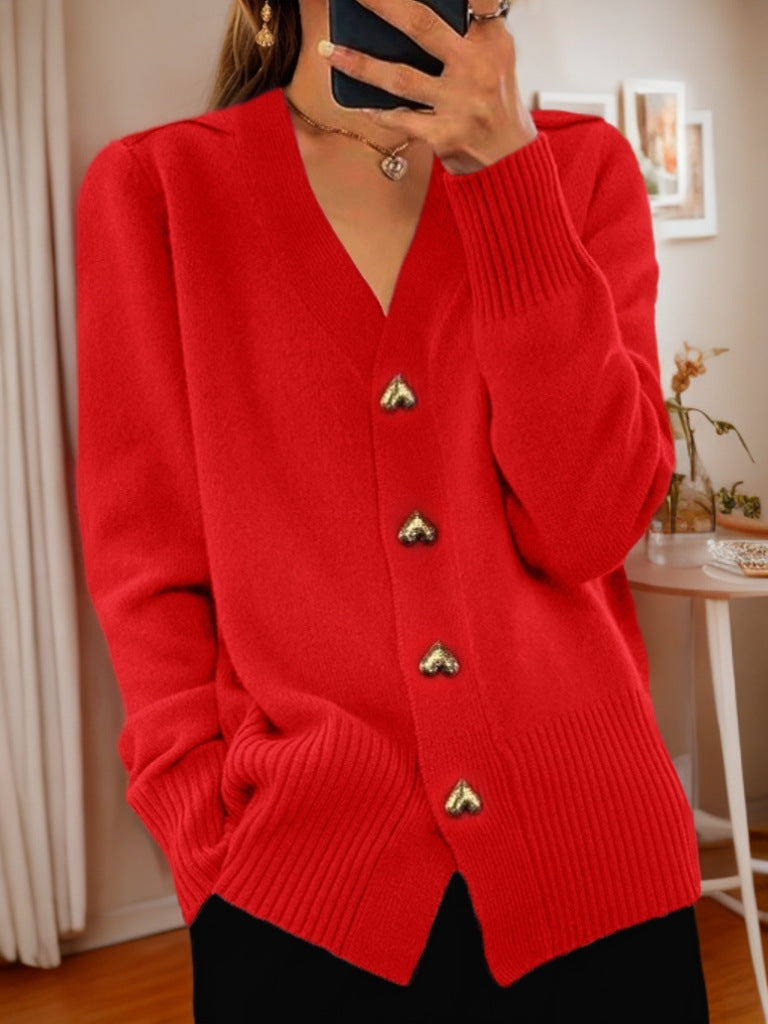 Heather – V-neck knit sweater with button and long sleeves for women