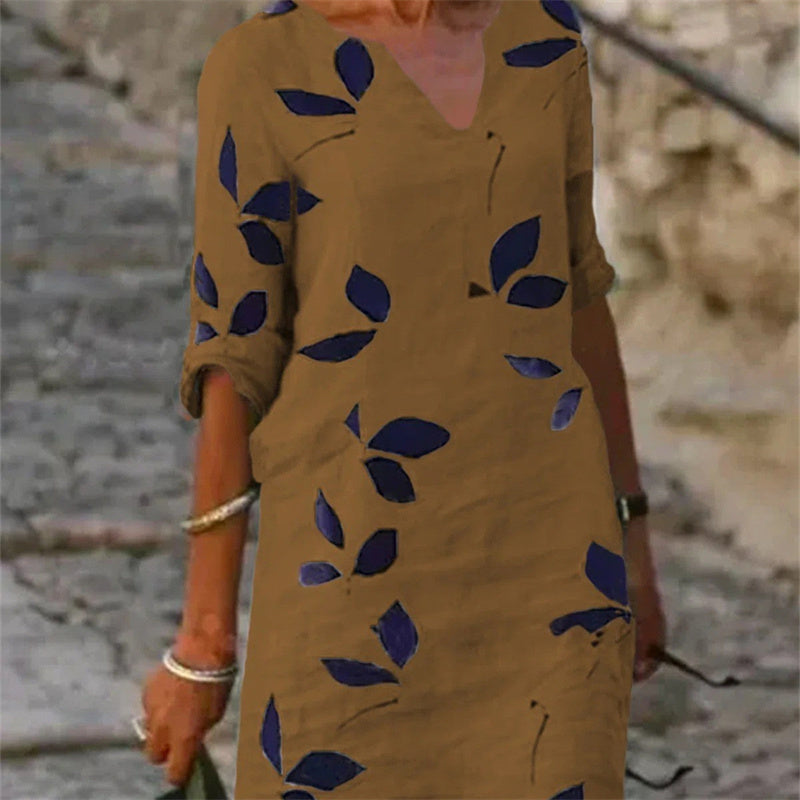 Jasmine – Vintage dress with leaf print and half sleeves
