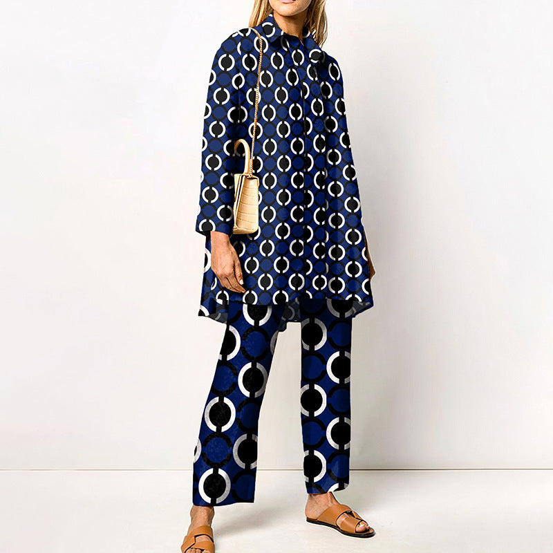 Women's two-piece set with modern geometric pattern – casual outfit for everyday and office