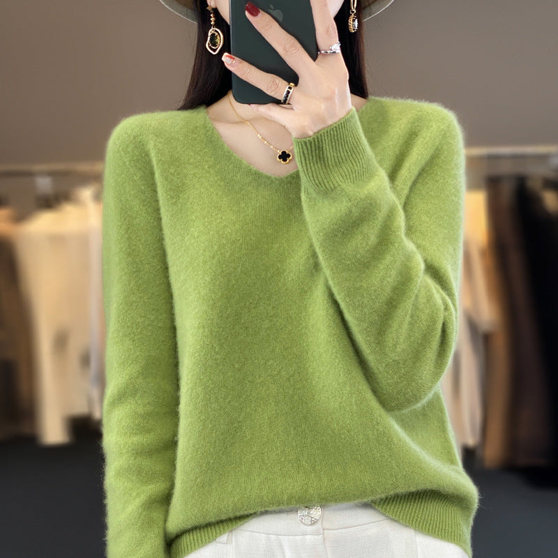 Clara – Lockere Damen-Wollpullover mit V-Ausschnitt für Herbst und Winter