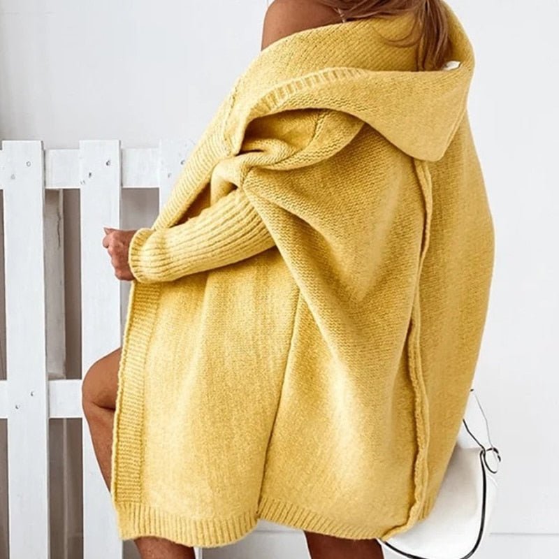 Damen Strickjacke mit Kapuze – Kuscheliger Oversize Cardigan für Herbst und Winter, modisches Freizeit-Outfit