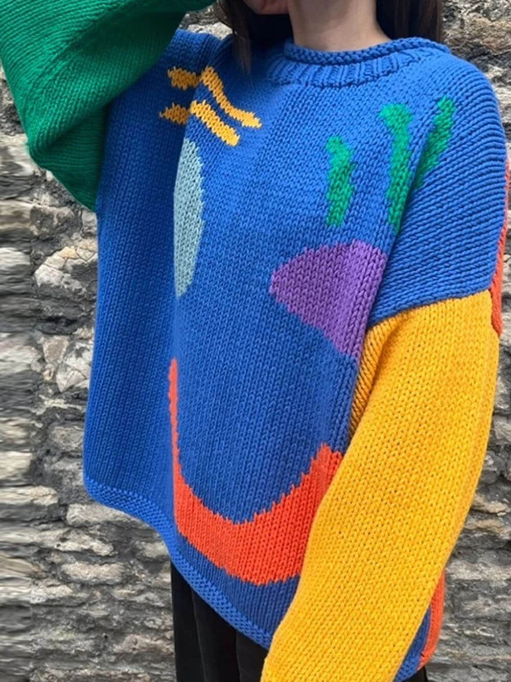 Women's sweater with playful face motif – knitted sweater in artistic style for leisure & everyday use