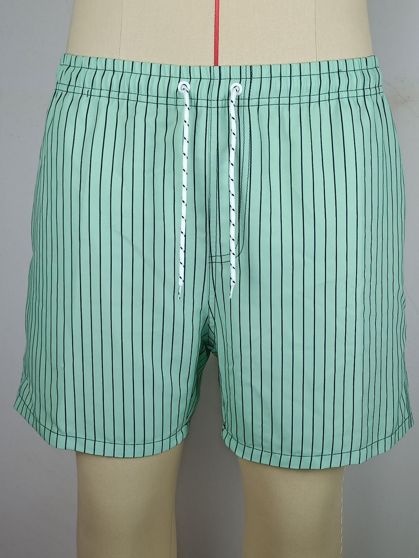 Herren Strandshorts mit Streifenmuster – Lässige Badeshorts für Sommer & Freizeit