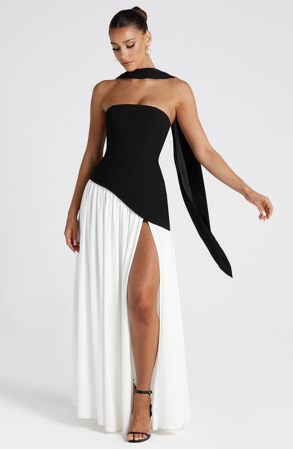 Damen Elegantes Trägerloses Abend Maxikleid – Modernes Design für festliche Anlässe und Galas