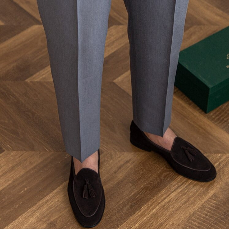 Herren High-Waist Anzughose mit Bundfalte und seitlicher Schnalle – Eleganter Business- und Freizeitstil