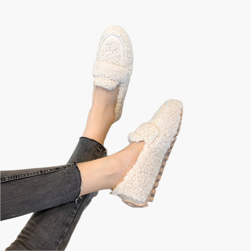 Damen Hausschuhe im Plüsch-Look – Bequeme und stilvolle Slipper für Zuhause