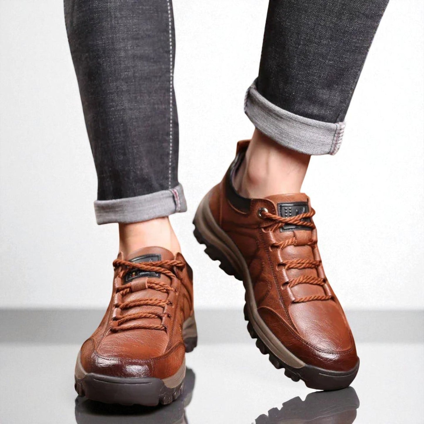 Men's Outdoor Hiking Shoes – Robust Non-Slip Sneakers for Adventure & Everyday Use