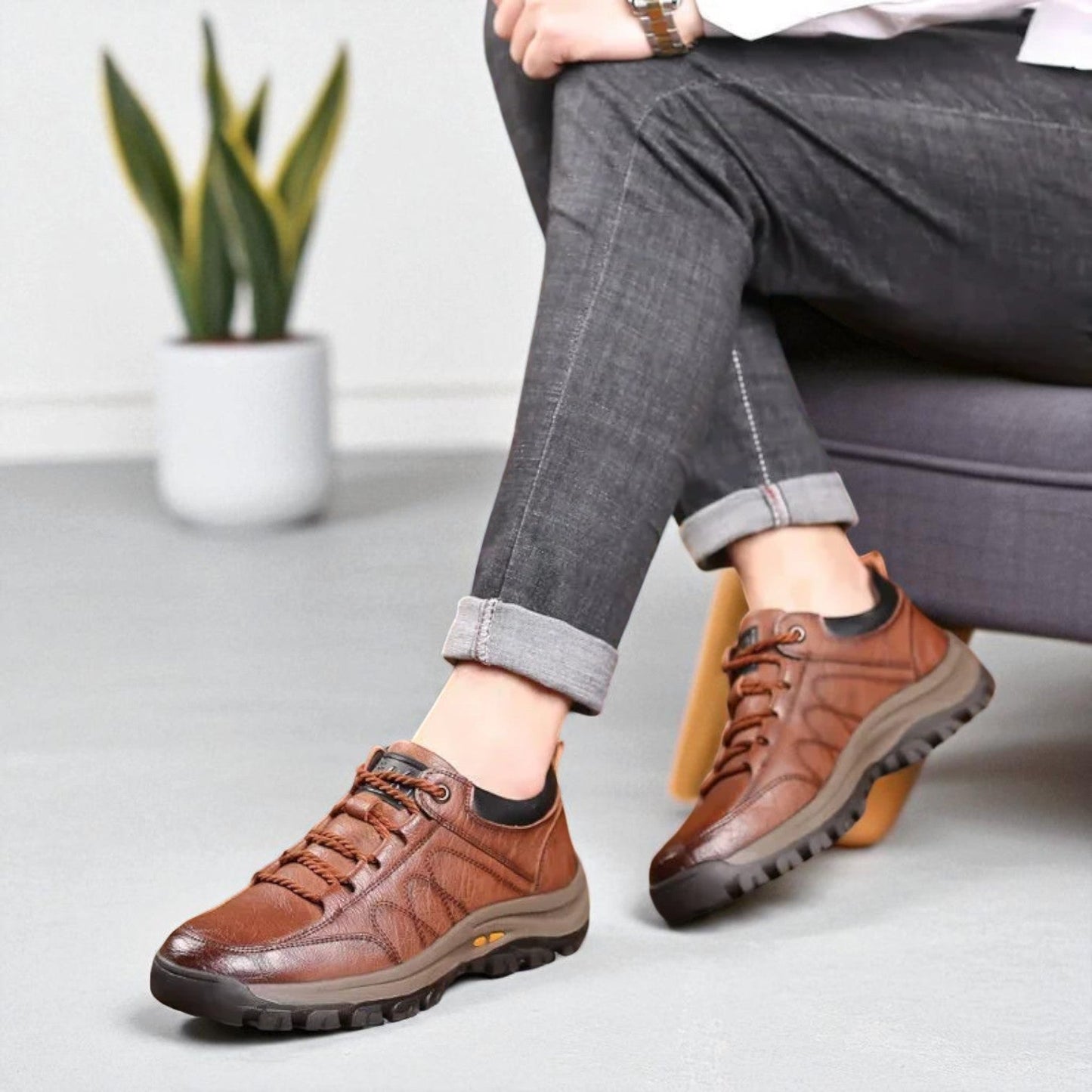 Men's Outdoor Hiking Shoes – Robust Non-Slip Sneakers for Adventure & Everyday Use