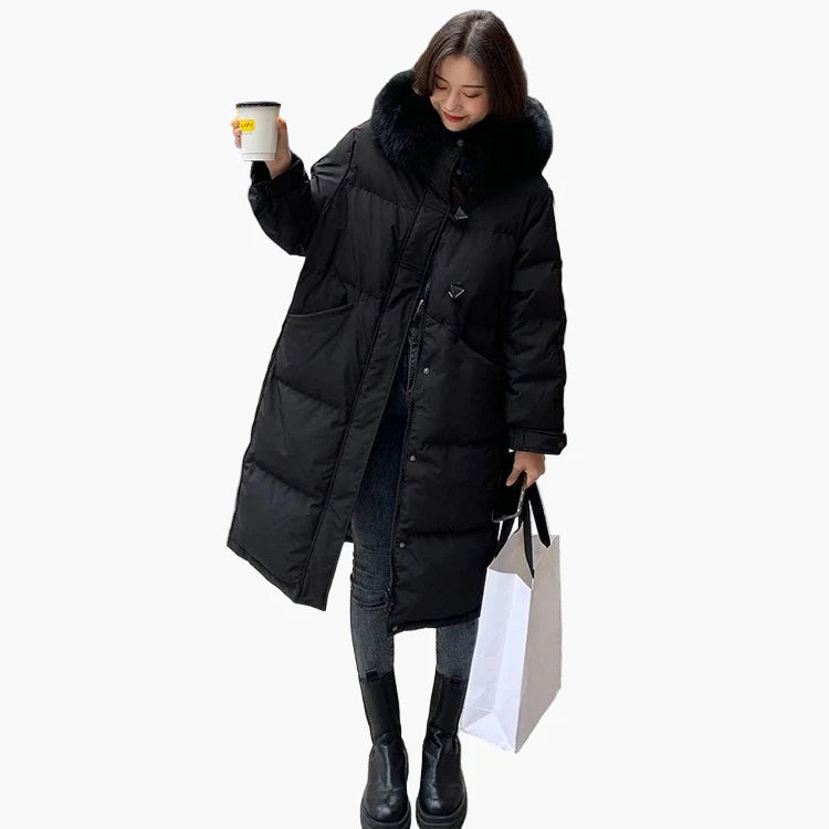 Women's winter parka with hood and fashionable design – perfect for cold days