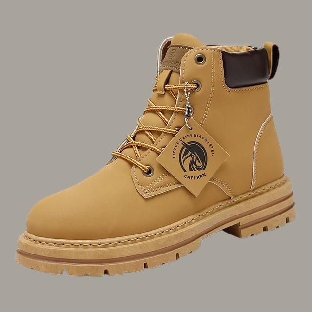 Men's outdoor boots in urban style – sturdy casual shoes for work and adventure