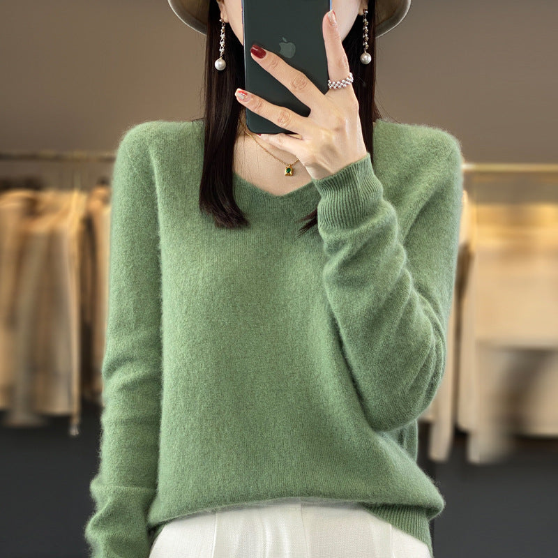 Clara – Lockere Damen-Wollpullover mit V-Ausschnitt für Herbst und Winter