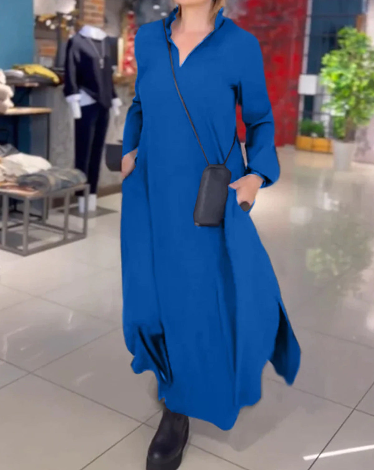Stephanie – Langes, Lockeres Kleid mit V-Ausschnitt und Langarm