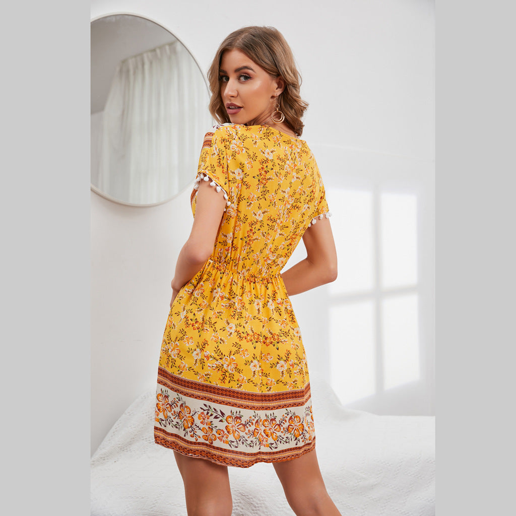 Harriet – Sommerliches Boho-Blumenkleid mit V-Ausschnitt