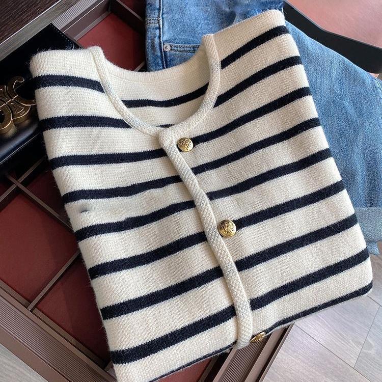 Abigail – Gestreifter Strickcardigan für Damen