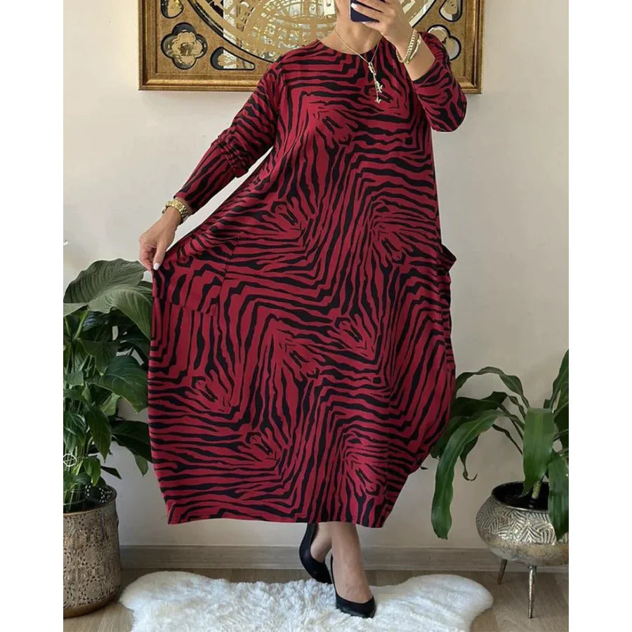 Emily – Lässiges Damenkleid mit Print und Taschen
