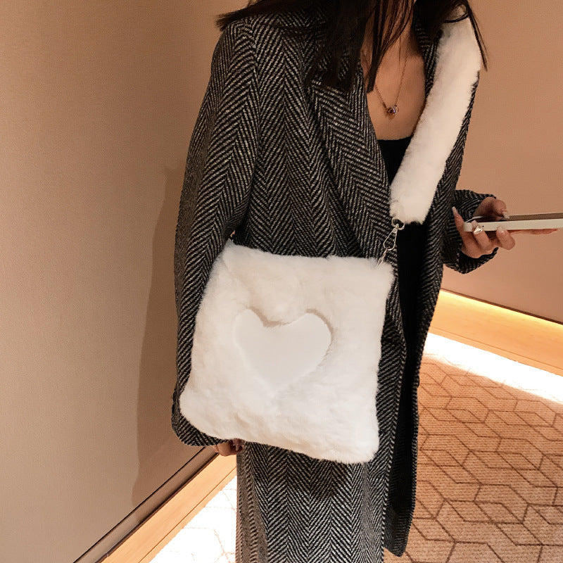 Tanya – Winter Plüsch Schultertasche für Damen