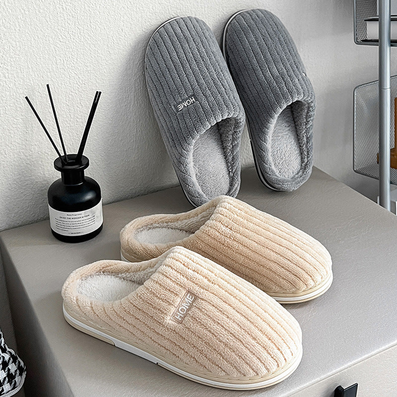 Emma – Schlichte Damen Hausschuhe aus warmem Plüsch für den Winter