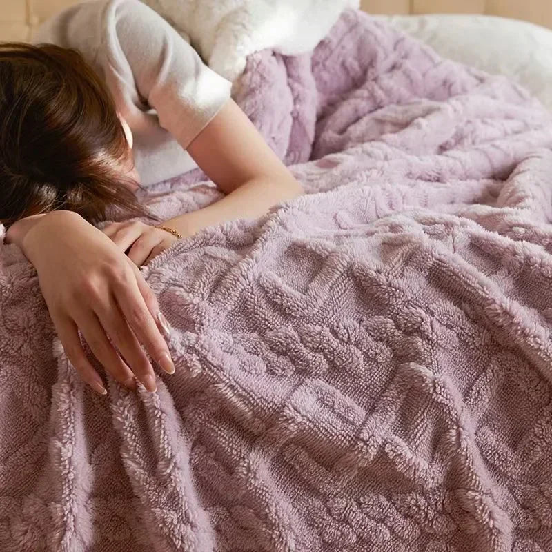 Ultra cozy blanket Sherpa winter blanket for women and men – fluffy sofa blanket for cozy evenings and bedrooms