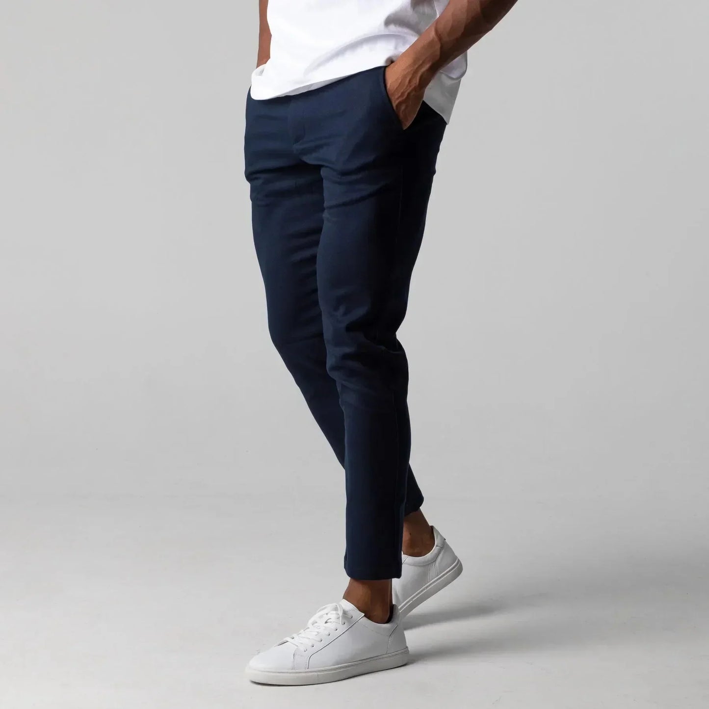 Herren Slim-Fit Chinohose für Alltag und Business – Modern & Vielseitig