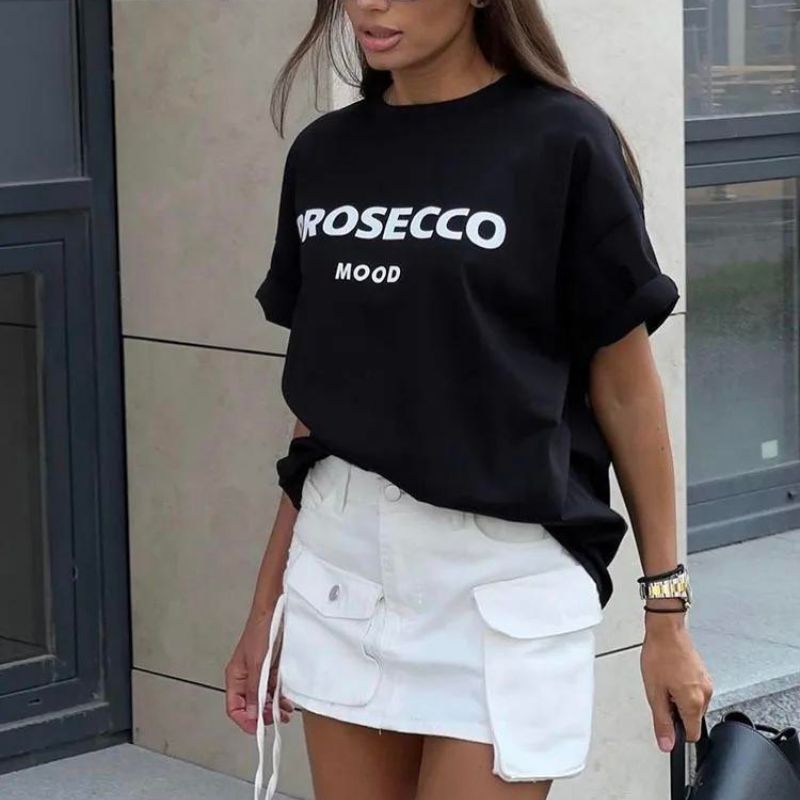 Abigail – Oversized Damen T-Shirt mit Grafischem Druck