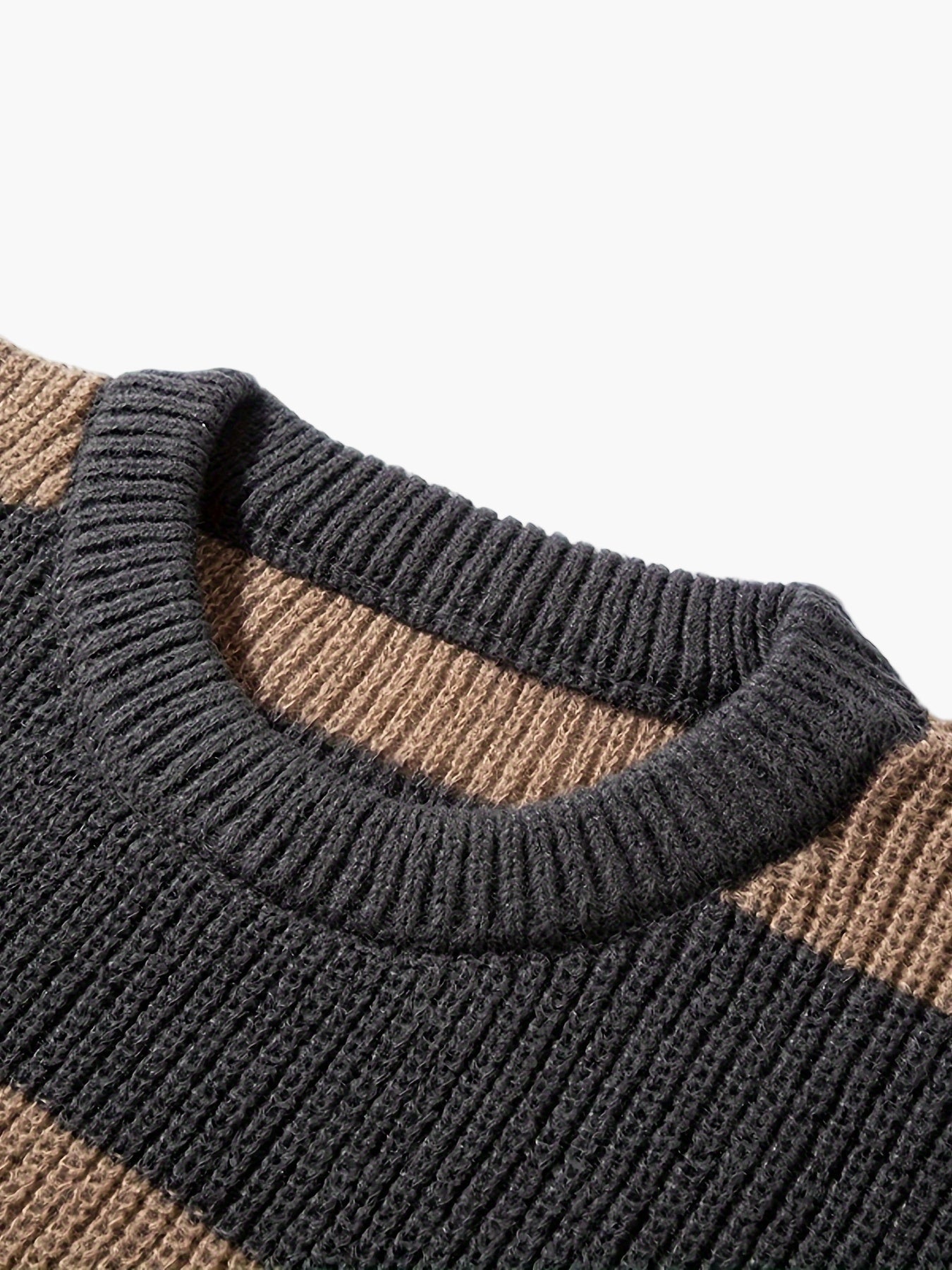 Men's knitted sweater with wide stripes – Casual oversized look for autumn and winter