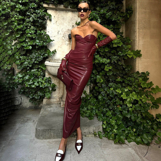 Tanya – Enges Damen-Maxi-Kleid aus veganem Leder