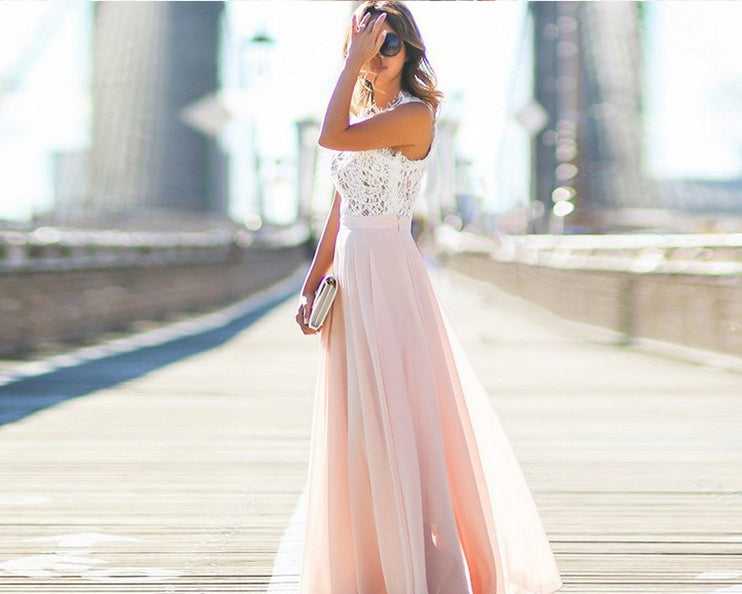 Sophie – Überlanger Chiffonkleid mit Spitzenakzenten